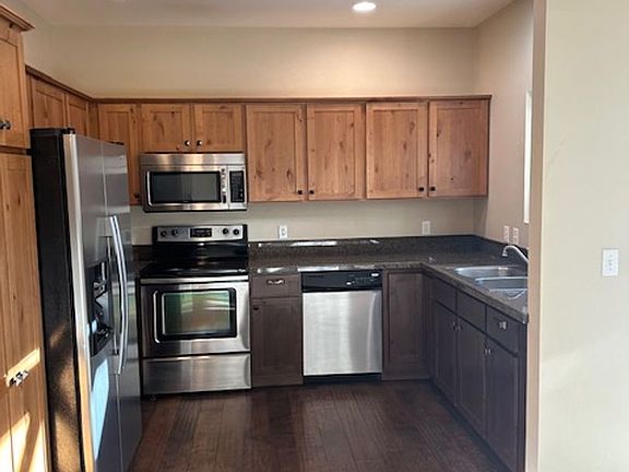 3rd image of 125 Donna Ave Unit F