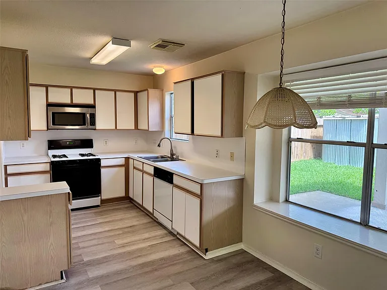 8930 Aspen Place Dr — Photo 6