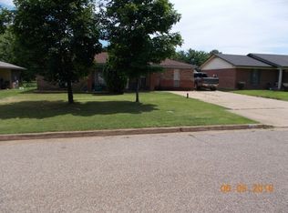 3415 Fairmeadow Dr, Horn Lake, MS 38637