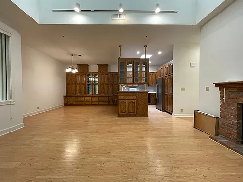 37 E Main St Photo 1