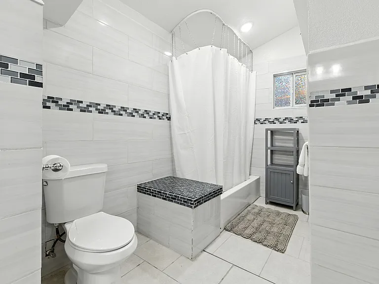 629 Delmar St — Photo 3