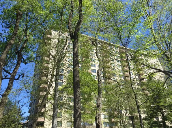 5225 Pooks Hill Rd, Bethesda, MD