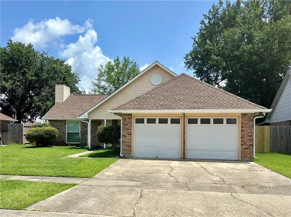 701 La Salle Dr, La Place, LA 70068