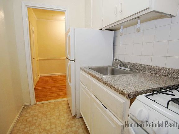 5th image of 1900 Avenue W APT 1E
