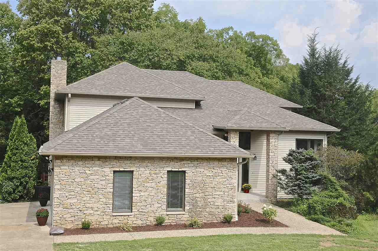 2976 N Lakewood Ct photo 1