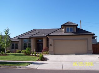 1650 Canoe Ridge Way, Eugene, OR 97408