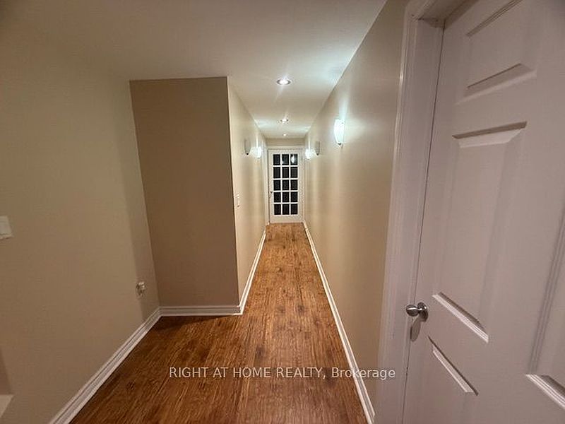 Burlington House for rent - 3 Bedrooms — photo 16