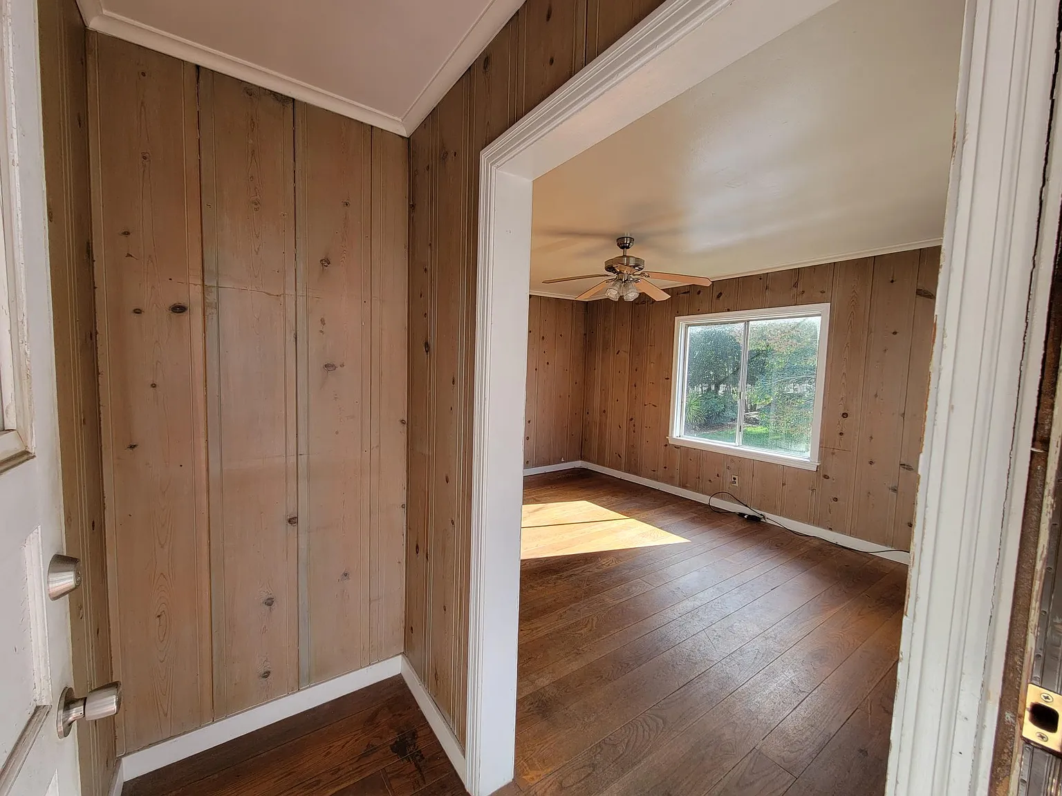 1591 Silverado Trl — Photo 4