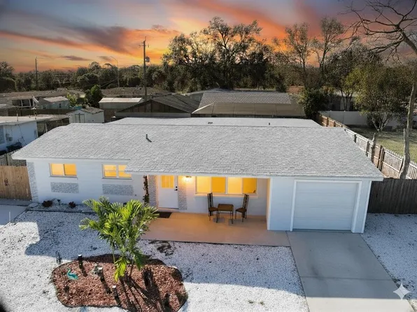 5010 Lahaina Dr, Sarasota, FL 34232