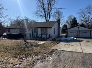 7151 Estrelle Ave, Mount Morris, MI