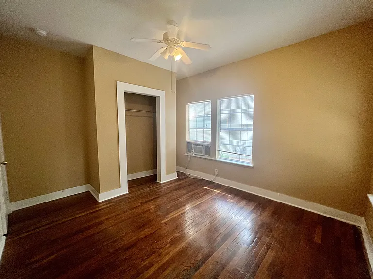 1506 Schley Ave — Photo 13