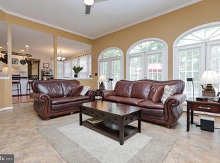 8312 Highgrove Ct, White Plains, MD 20695