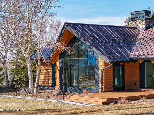 350 Yellow Rose Dr, Alta, WY 83414