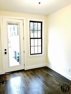 Rented by Premier Metro Realty Corp | media 36