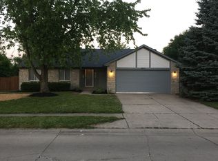 7455 Cobblestone West Dr, Indianapolis, IN