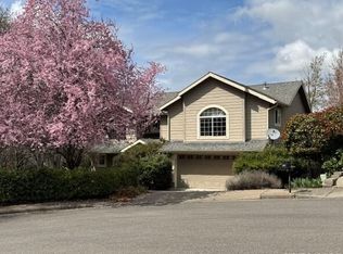 460 Sunshine Cir, Ashland, OR