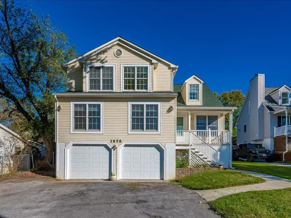 3858 Clay St, Point Of Rocks, MD 21777