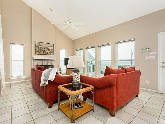 4th image of 21315 Gulf Dr