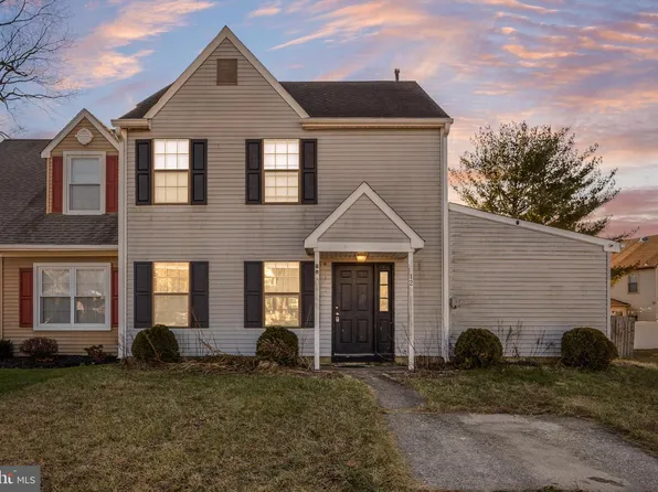 12 Washington Ave, Turnersville, NJ 08012