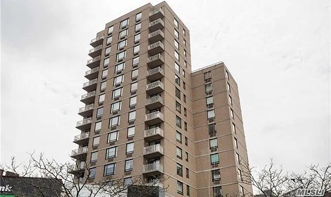 Rented by Maz Group NY | media 21