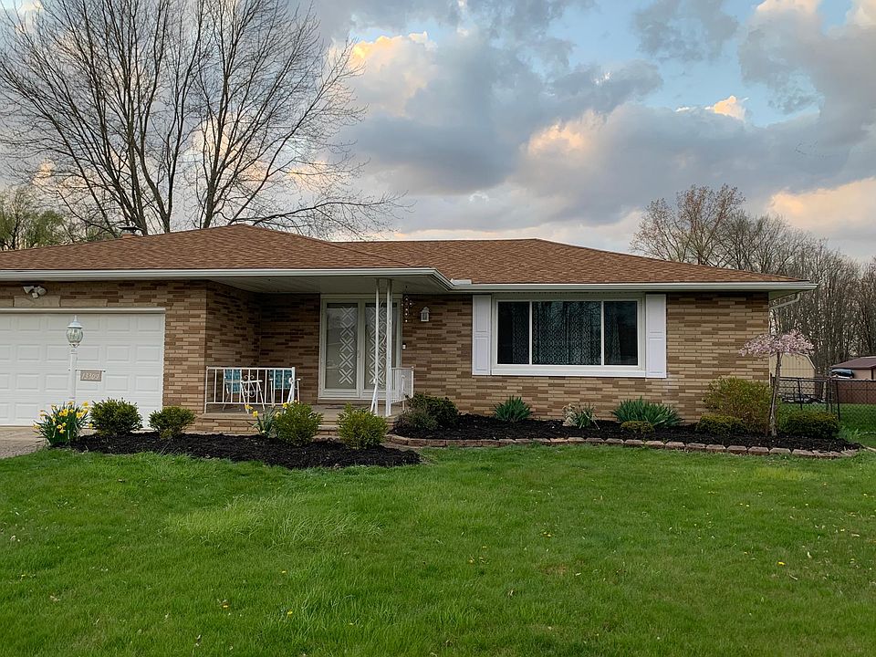 1st image of 13300 Wengatz Dr