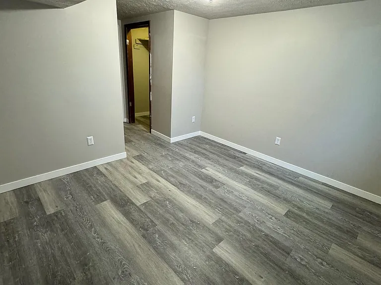 3140 N 48th St — Photo 15