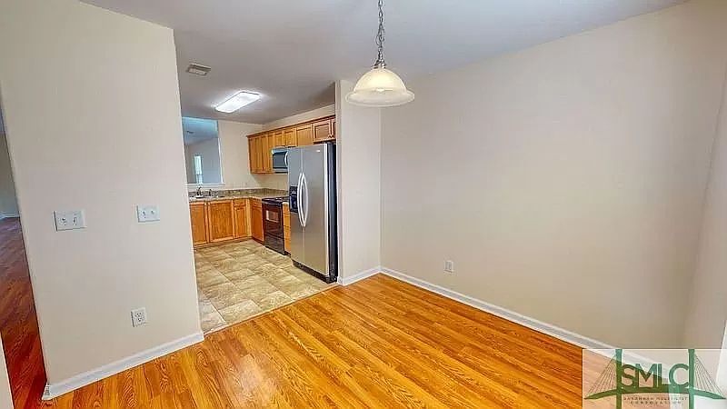 1st image of 158 Lakepointe Dr
