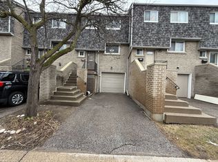 1280 Bridletowne Cir #109, Toronto, ON M1W 2V4
