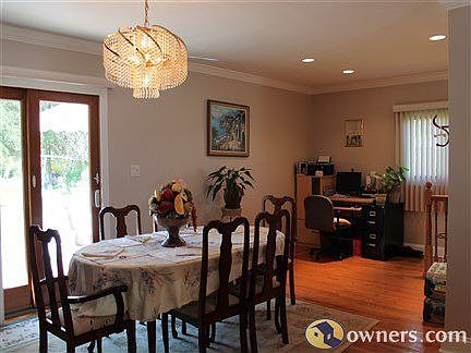 Dining Area w/Sliders to Paver Patio