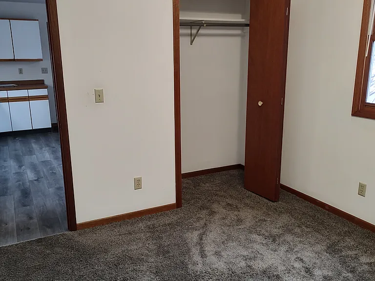 116 S Oak St #2 — Photo 7
