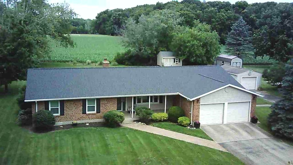 907 Martindale Rd, Vandalia, OH