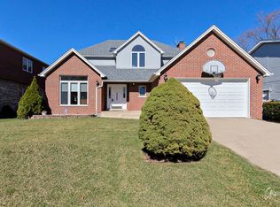 2472 Seminary Ave, Des Plaines, IL