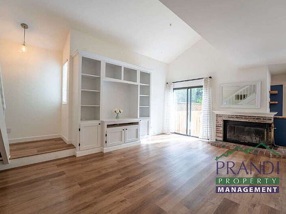 3rd image of 25 Cedarwood Ln