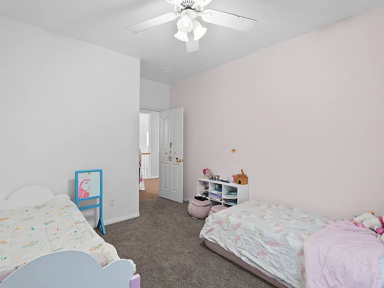 33389 Barrington Dr — Photo 15