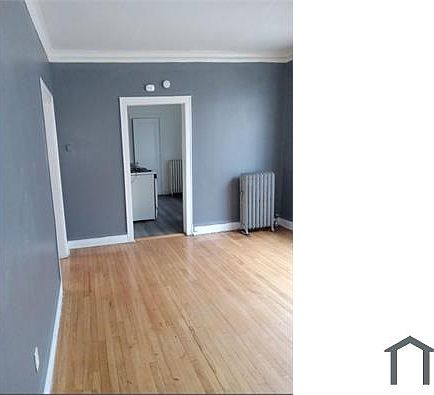 1st image of 8 N Lockwood Ave APT 1