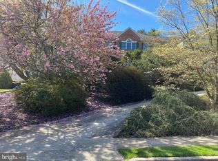 30 Hidden Valley Dr, Newark, DE 19711