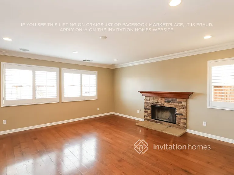 11042 Evergreen Loop — Photo 4