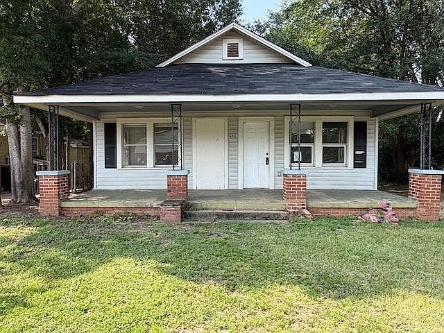 1st image of 635 42nd St
