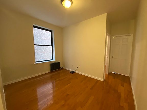 4th image of 41-18 29th St #2C