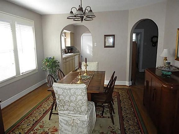 5th image of 1327 Lansford Ave