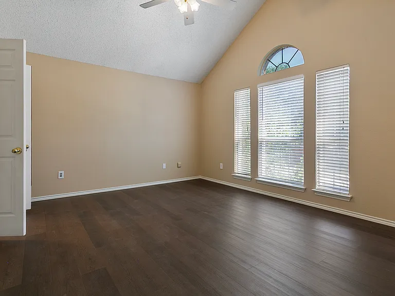 7605 Bryce Canyon Dr W — Photo 6