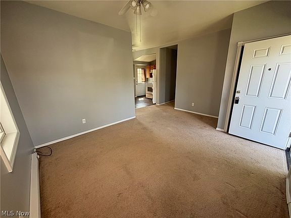 4th image of 1310 Riverview St