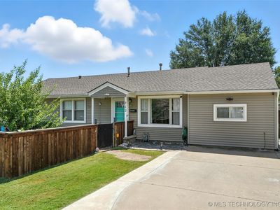 212 E Beaver St, Jenks, OK, 74037