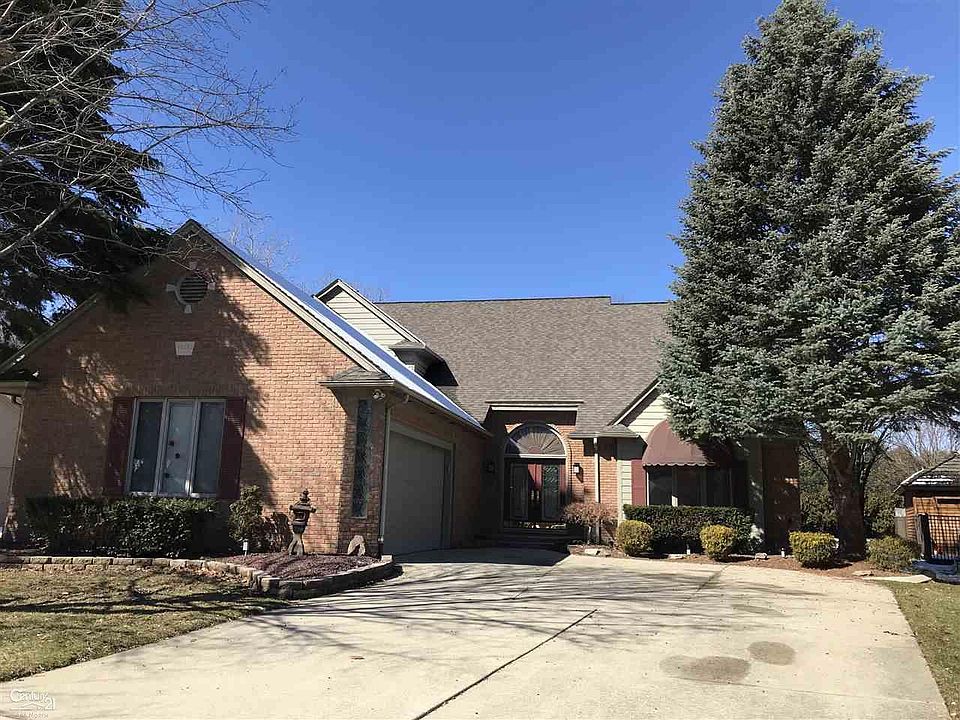 1st image of 42033 Farm Ln