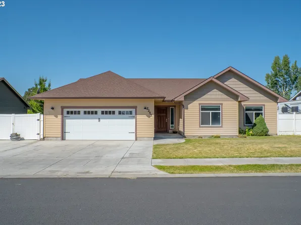 2255 NE 8th St, Hermiston, OR 97838