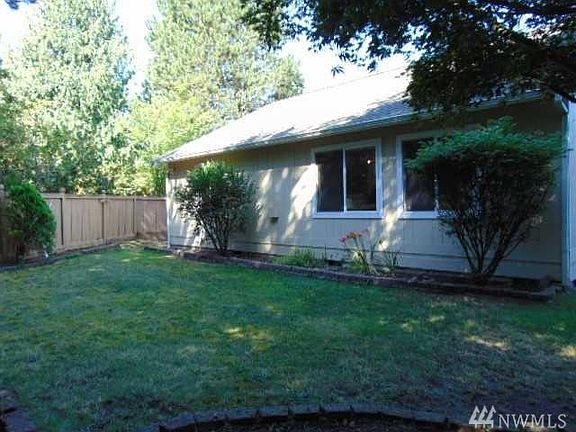 3rd image of 30532 Cumberland Dr
