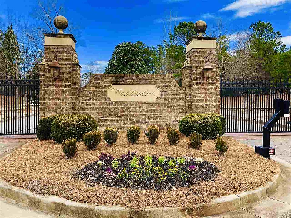 1st image of 315 Waddesdon Dr