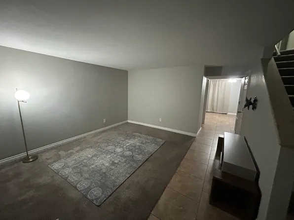 2313 W Sylvester St APT B1, Pasco, WA 99301