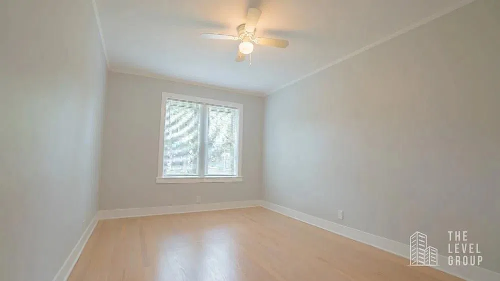 5655 North Rockwell Street #2S — Photo 4