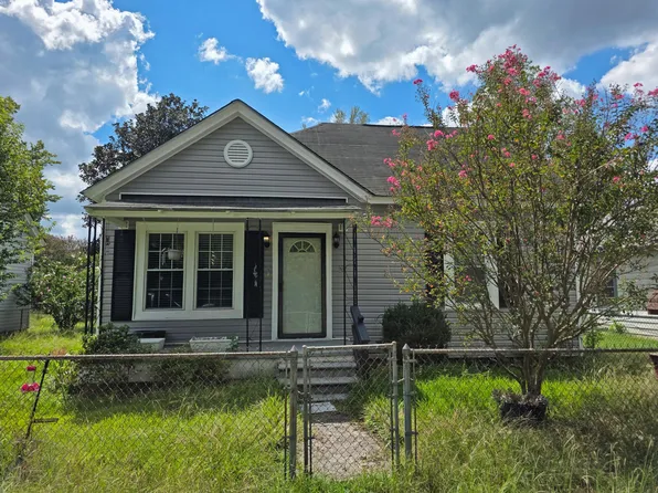 218 Railroad St, Warrenville, SC 29851